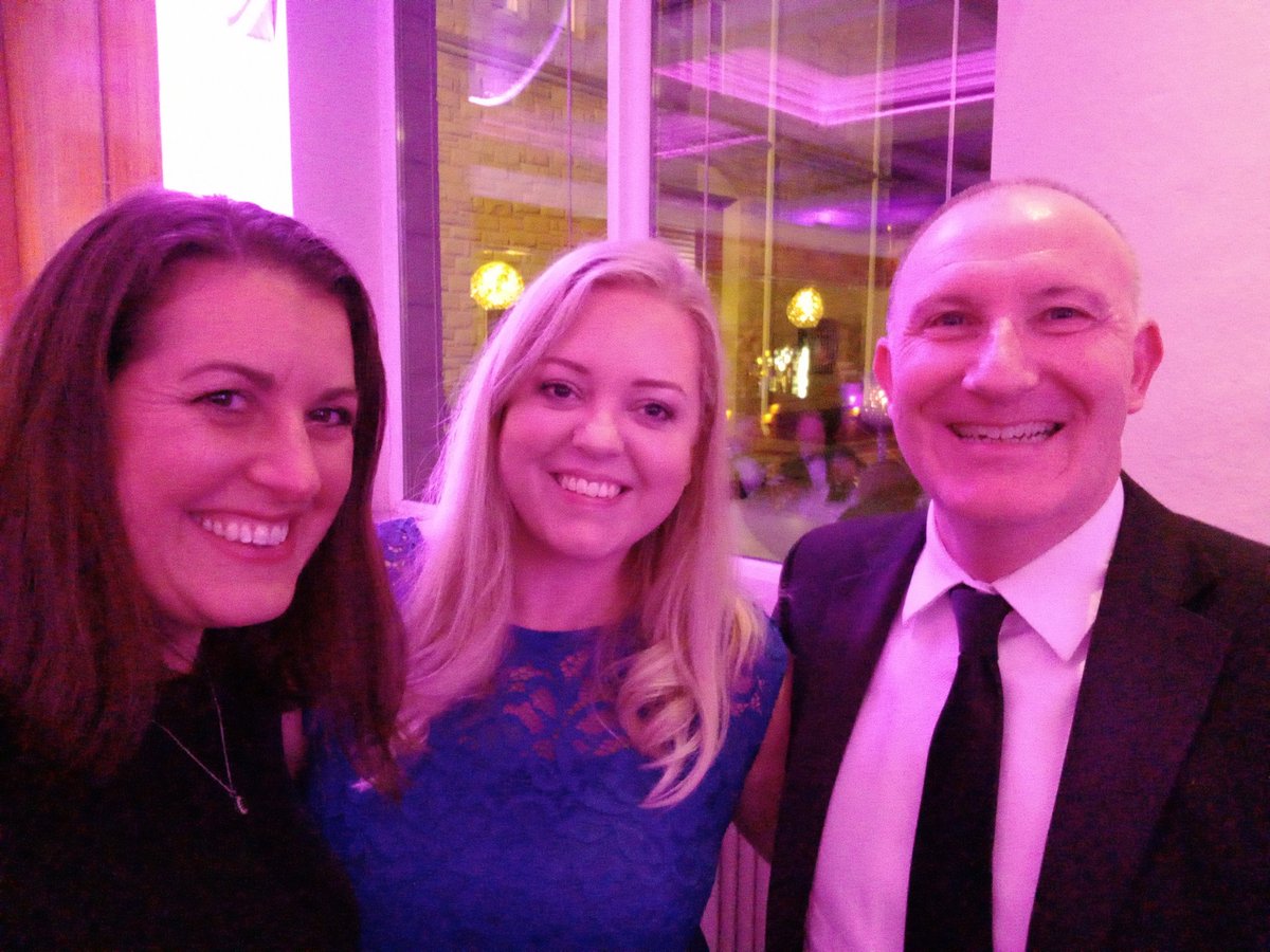 HelenOByers's tweet photo. Great evening at the #IoDAD22 @IoDNI and great to see colleagues from @VisitBelfast
#GerrysAngels 😉 https://t.co/mYQZbkQ3C9