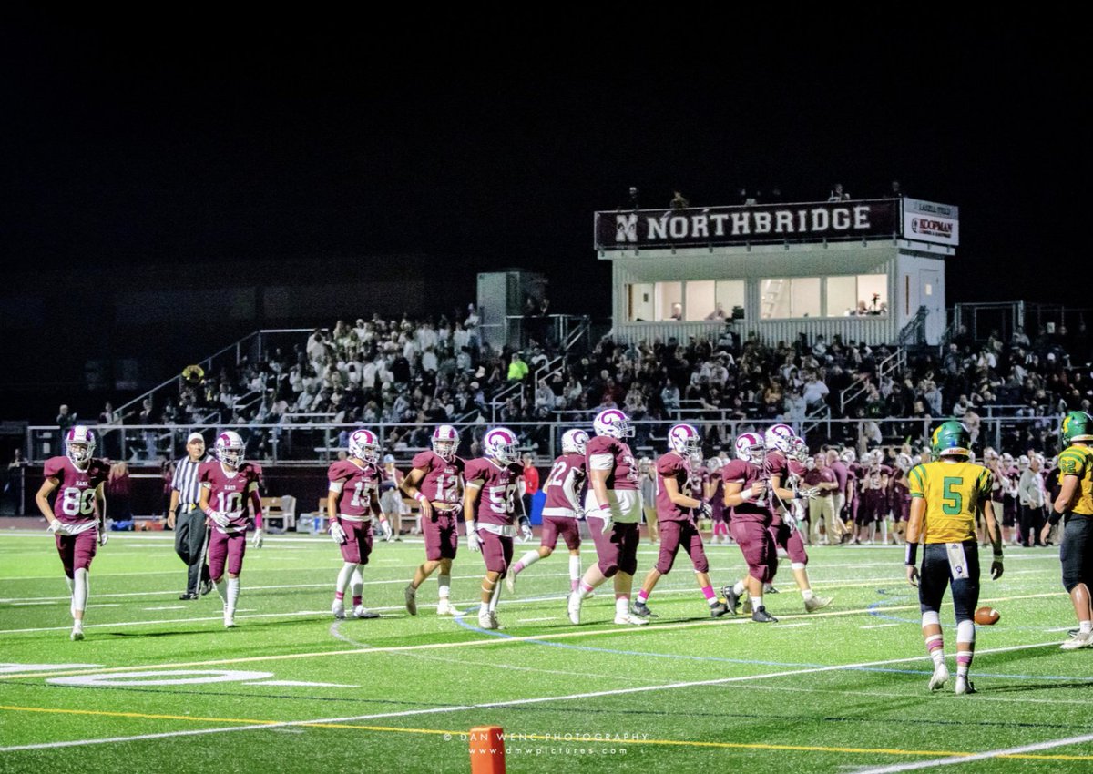 After two weeks on the road we return home tomorrow night to host Millbury (3-0) at 7 PM.

Nothing beats Friday night lights at Lasell Field.

Be there - be loud!