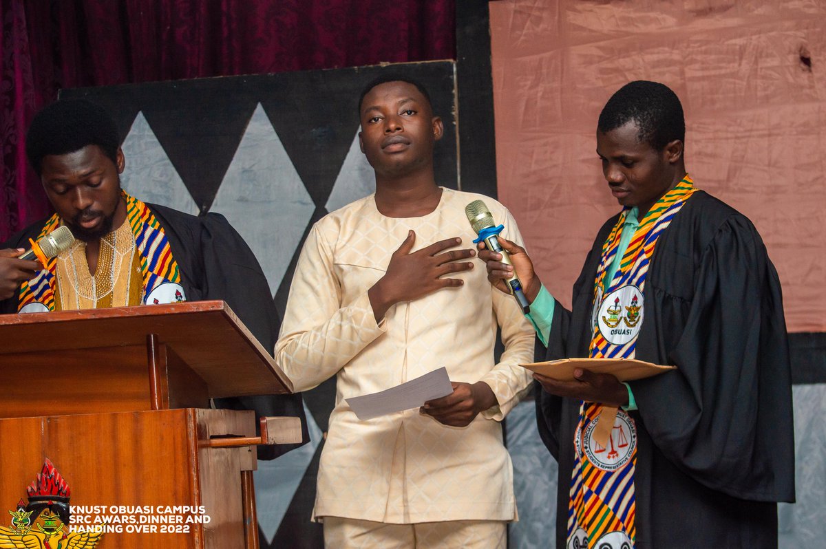 PaschalAkotia's tweet photo. Over the weekend, I was sworn in as chairperson of the Judicial committee of the KNUST Obuasi SRC for the 2022/2023 academic year. I in turn swore in elected executives of the SRC in my capacity as Judicial Chairperson. 
To thee we made a solemn vow!🙇
For God and country 🇬🇭 https://t.co/6gz4om3shF