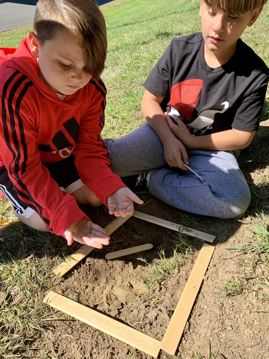 How many different organisms can you find in one square foot? Apparently quite a few! Who knew? 🤷‍♀️ #sciencerocks #handsonlearning #getoutside @cms_grizzlies