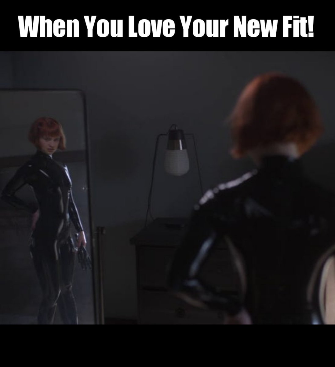 ScarMercTCB's tweet photo. Meme O'Clock. #rubberwoman #ahs #scarlettwinslow #americanhorrorstory #rubbersuit #latex #meme https://t.co/QmQUDJOV55