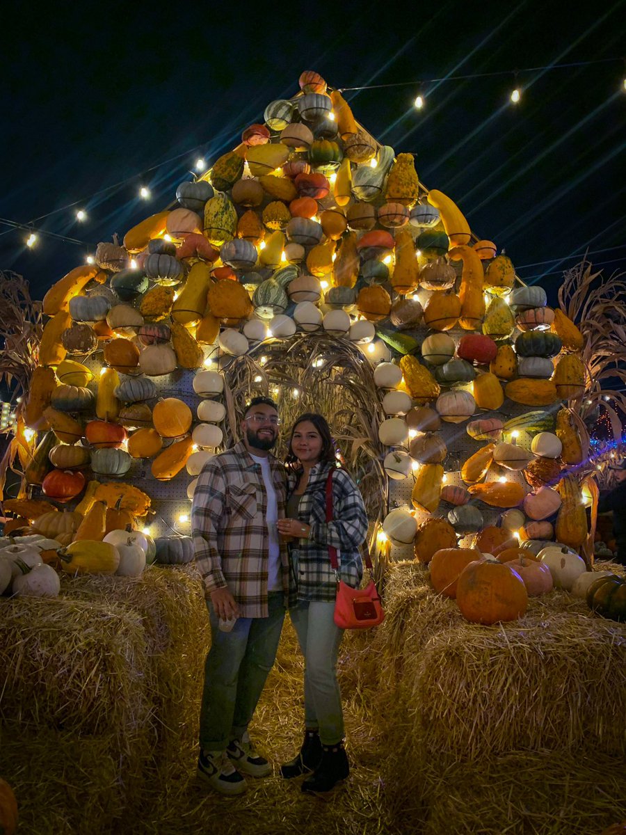 DannyPerez_28's tweet photo. Boo thang👻🍁 https://t.co/xZOMHDbKrF