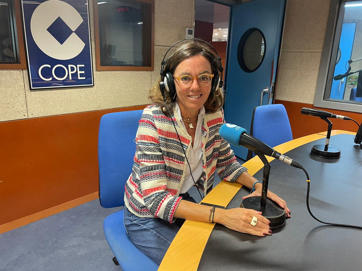IgnasiMiranda's tweet photo. Us esperem aquest divendres #30Setembre 13.33h #ElMirall 783 AM @COPE_Catalunya @ecclesiacope @COPE, amb @MireiaAngerri1 @mansunides i Manuel Zamora @arqbcncofrade @esglesiabcn; també notícies i cançó 'Un futur que sigui nou' https://t.co/PsJ7S7DKFN:
https://t.co/HHae9Dieww https://t.co/Nx8ng1KhgV