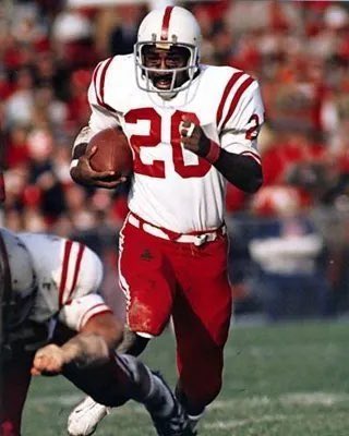 𝓒𝓓𝓓𝓔𝓤𝓒𝓔 (@iamchampdavis) on Twitter photo Extremely excited and blessed to receive my first Division 1 offer from @HuskerFBNation 🌽🔴⚪️!! <a href="/CoachWhippleGBR/">Mark Whipple</a> <a href="/CoachCazz/">Mike Cassano</a> <a href="/CoachMartin52/">Larry Martin</a> #GBR🌽 Extremely excited and blessed to receive my first Division 1 offer from @HuskerFBNation 🌽🔴⚪️!! <a href="/CoachWhippleGBR/">Mark Whipple</a> <a href="/CoachCazz/">Mike Cassano</a> <a href="/CoachMartin52/">Larry Martin</a> #GBR🌽