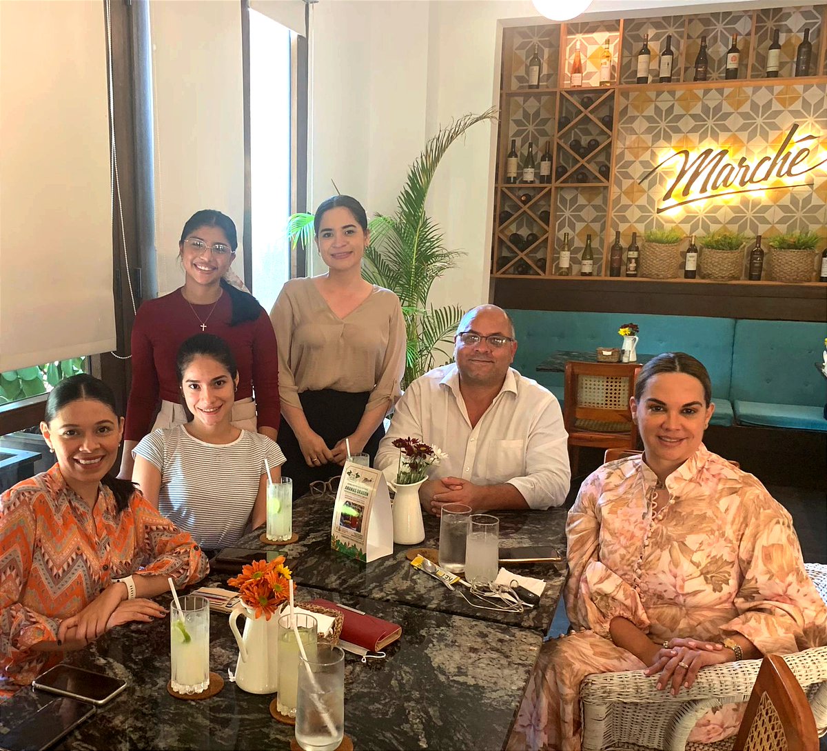 LexincorpCA's tweet photo. 🥳🇳🇮En este día, extendemos nuestras más sinceras felicitaciones y elogios, a todos los profesionales que ejercen la maravillosa labor del derecho y la justicia.  ¡Feliz día del Abogado Nicaragüense! 🥳🇳🇮 #Nicaragua #Lexincorp #Unasolafirma https://t.co/ohh6cinvfj
