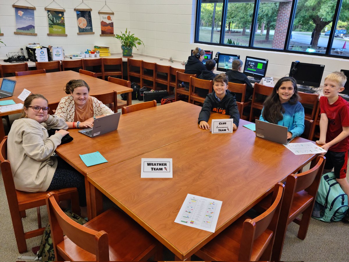 tgs_camp's tweet photo. The @TGScottElem #BearNewsCrew has been working hard to prepare for the first newscast of the school year! 
#bearsatwork https://t.co/11lSGUGrDK