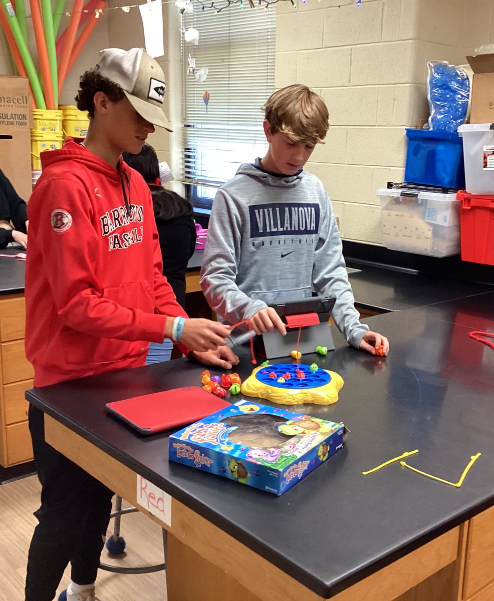 Mrs. Stengren tweet media