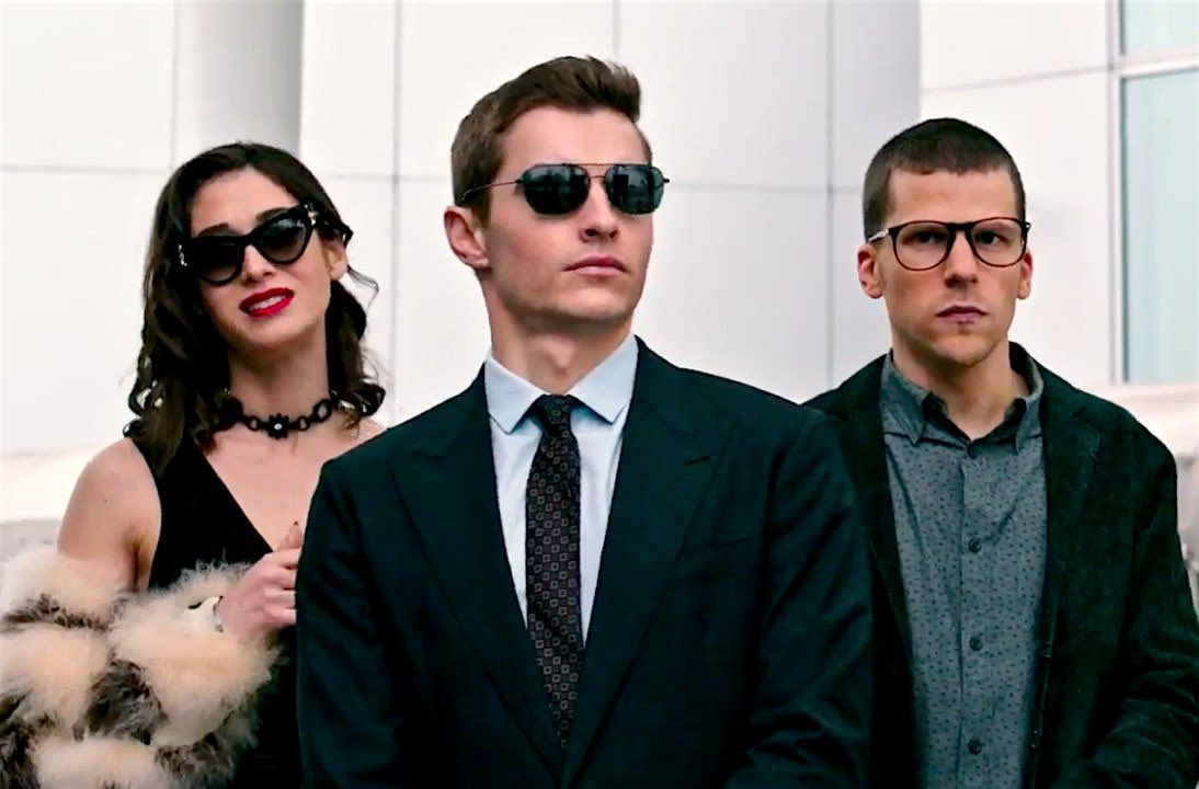 DiscussingFilm's tweet photo. Ruben Fleischer on directing ‘NOW YOU SEE ME 3’:

“There are 3 things in this world I absolutely love… Jesse Eisenberg, Woody Harrelson &amp; magic. To have the chance to work with these 2 talented actors as well as the rest of the incredible cast is a dream come true.” https://t.co/JatVXvwaqF