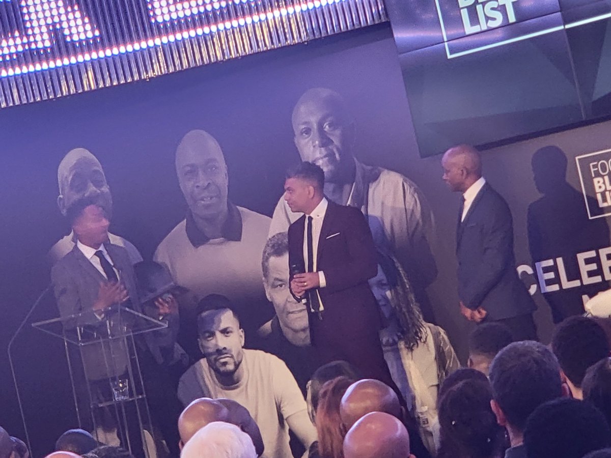 As I get back to my car,its been an evening to remember.I can draw so much inspiration from exceptional people who have shown passion & a togetherness for the Manchester community.Excellently directed by @FootieBlackList @FootballMuseum
Looking forward to the next  #FBLManchester