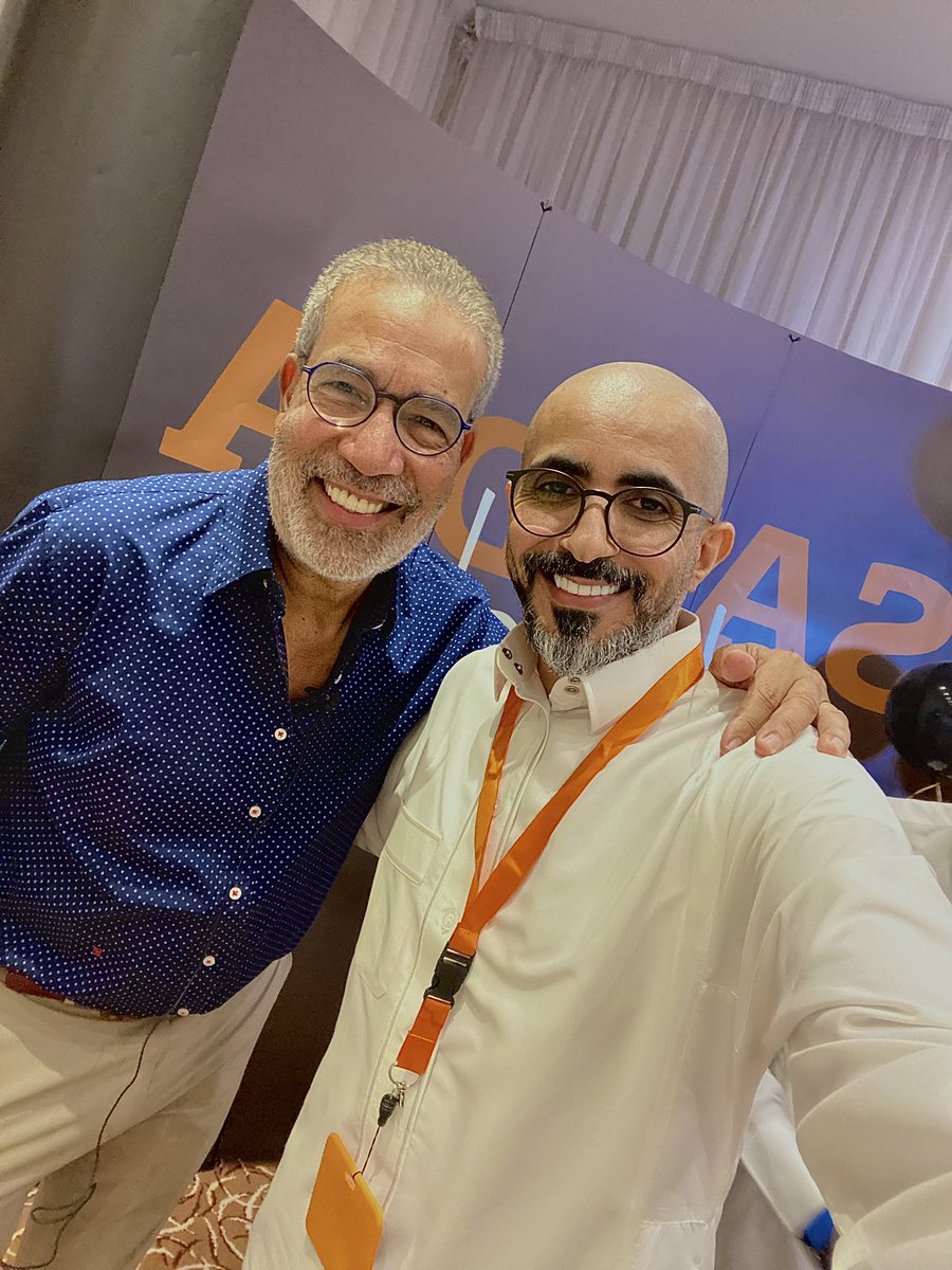 mdal0mar's tweet photo. على مدار  10 أيام متواصلة وبمعدل ساعتين في اليوم
.
أنهينا مع مجموعة مميزة من زميلات وزملاء شغوفين، ورشة السيناريو مع السيناريست د. #مدحت_العدل @ELAdlMedhat 
.
شكرا @saudiaworkshop على إتاحة هذه الفرصة الذهبية والنادرة لننهل من أهم رواد هذا المجال في عالمنا العربي
.
مستعدين 🎬🎭
. https://t.co/7CwmTJRaxm