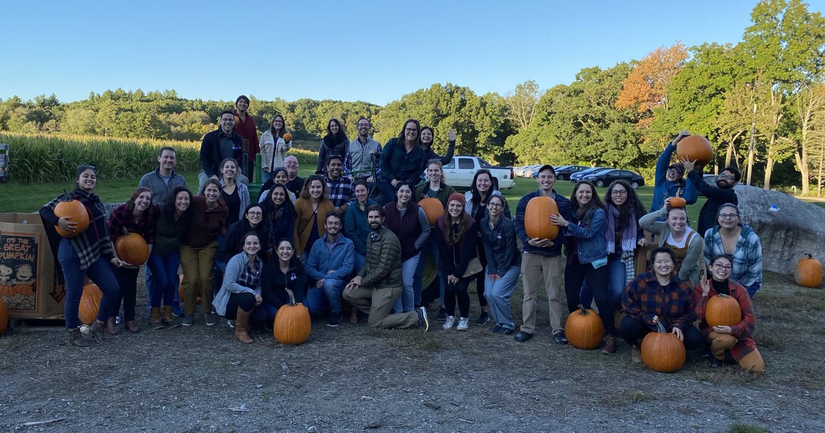 Faculty and residents enjoyed a perfect fall afternoon apple picking, getting lost in a corn maze, and strengthening our relationships. #lovelawrence #lovefall #wearplaid