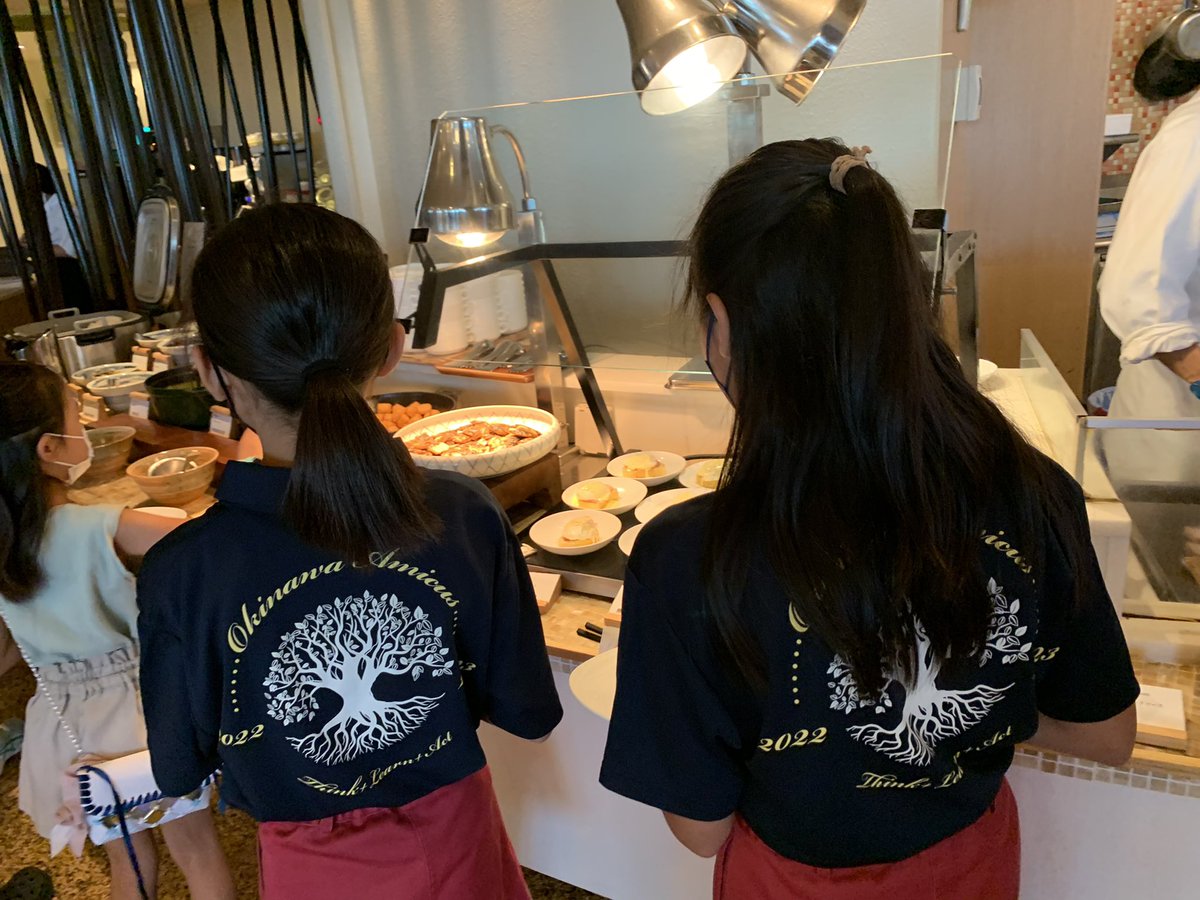 AmicusOkinawa's tweet photo. 5年生宿泊学習2日目
美味しそうな朝食に、朝からみんな嬉しそうです。
G5 Overnight Trip Day2
Having a good breakfast
#沖縄　#沖縄アミークス　#万座ビーチリゾート #anaintercontinental https://t.co/TtUJ79JeAU
