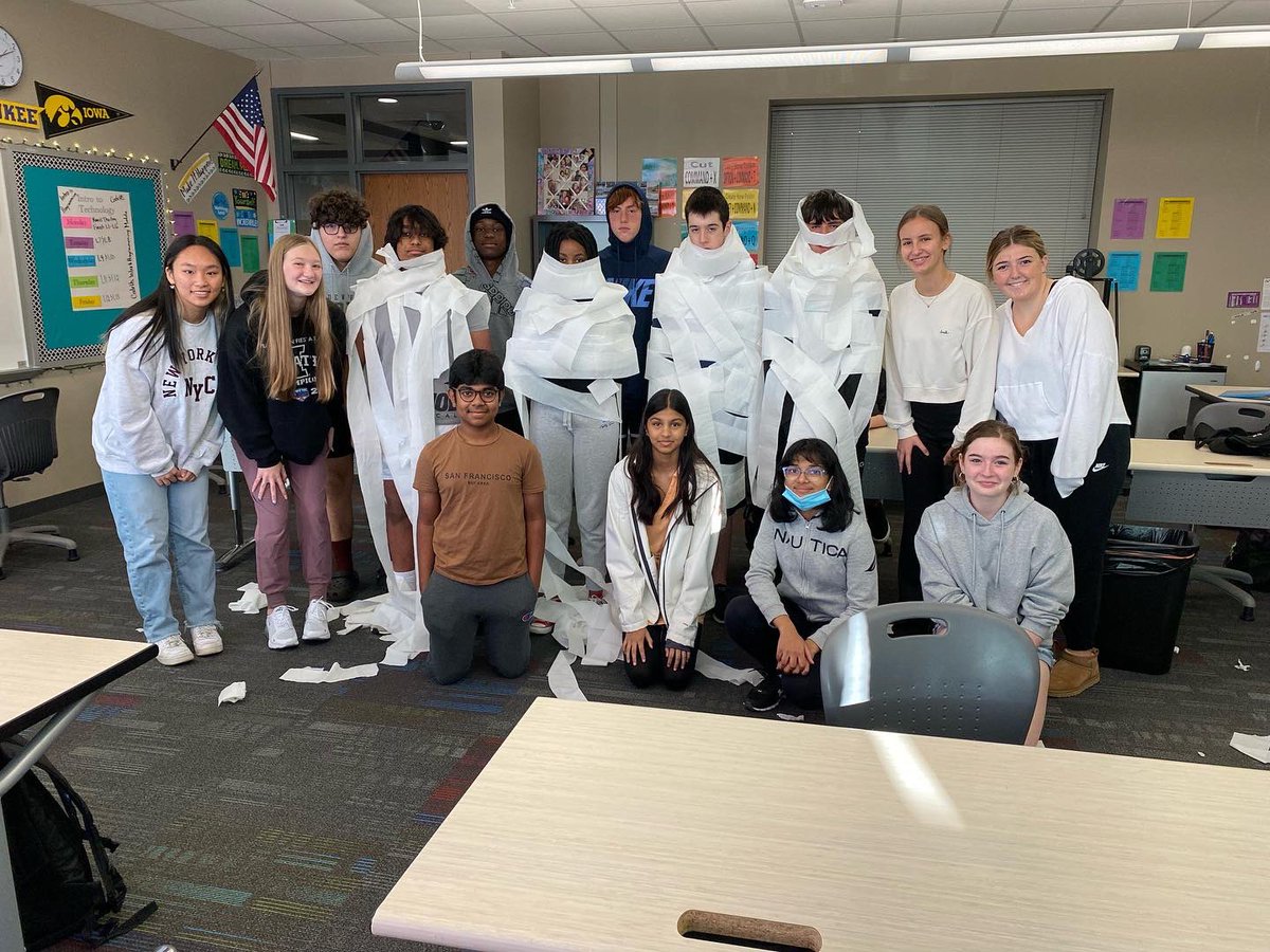 WaukeeFBLA's tweet photo. We had so much fun during our interest group at Timberline today! We played some very fun games including the cup game, mummy races, and a Kahoot! We are so excited for next week! #waukeefbla https://t.co/6Q0wPAXGJr