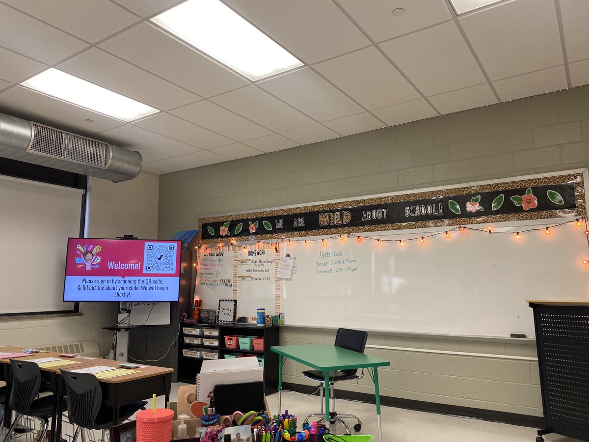 mstweed1's tweet image. Ready for open house!! Cannot wait to meet all my parents 😊