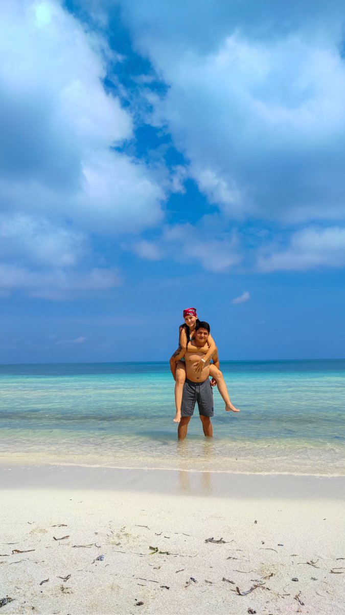 Que bonito y maravilloso es tener como pareja a una persona que te ayuda, que te empuja a ser mejor día a día, alguien que aporta a tu vida positivamente. Ella