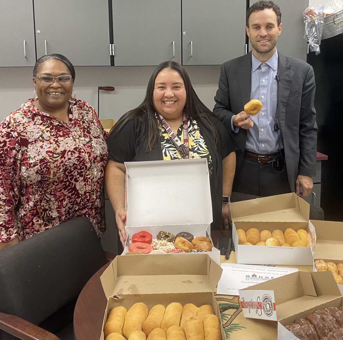 Manor Schoolhouse Foundation tweet media