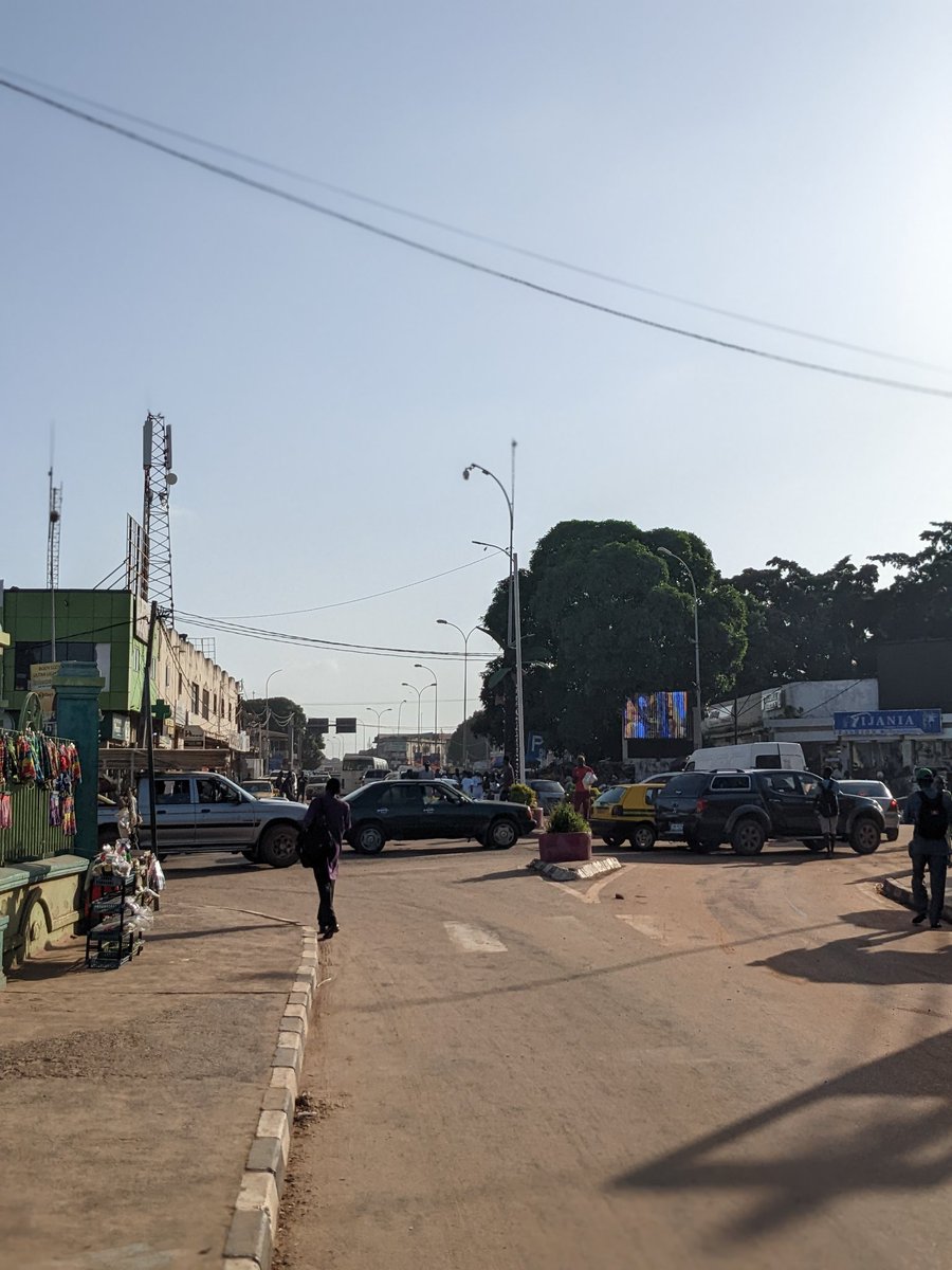 cleanaironea's tweet photo. @pallavipnt Good question, thank you :). Collaboratively, monitoring is ongoing. The above plot is from the @JoinClarity Node-S at Westfield, Serrekunda, The Gambia. We also have #Airnote monitor - will add the pictures in the next comment (followed by a prelim plot tomorrow 😎😎😎). Thanks https://t.co/T3RXiW4D5d