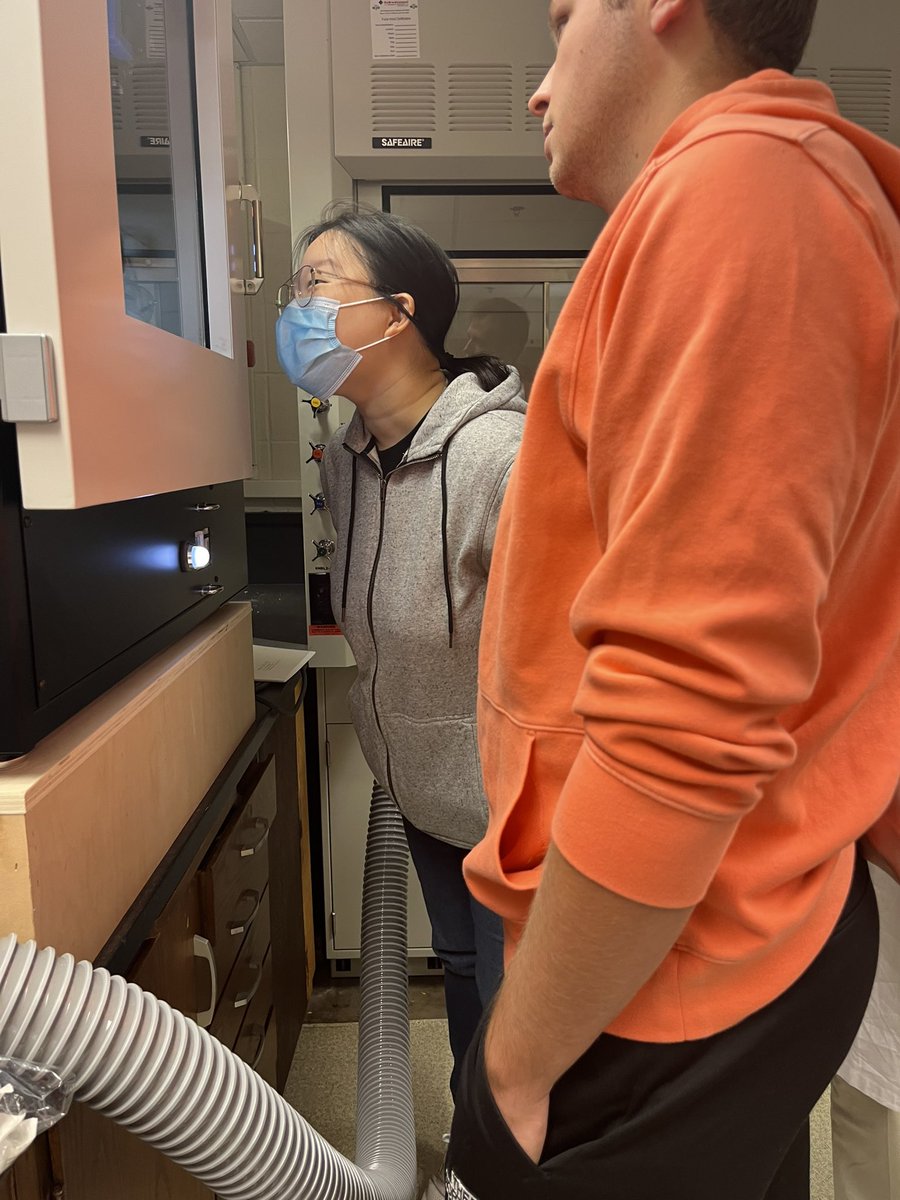 Great to have the Biomedical Engineering students in the lab 🧫 #electrospinning #laryngology #ent #dionlab #voiceandswallowing #cincinnati <a href="/UCincyMedicine/">UC College of Medicine</a> @UC_CoMResearch <a href="/UC_CEAS/">U of Cincinnati Engineering and Applied Science</a>