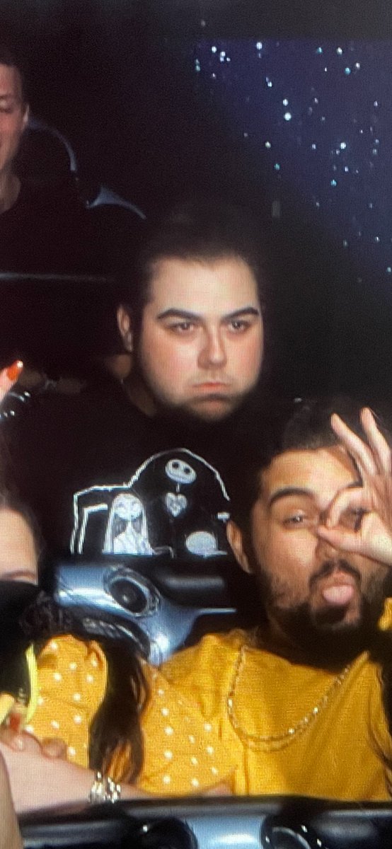 GeorgioStevens1's tweet photo. Had a fucking blast on space mountain https://t.co/BfXeKDlByp