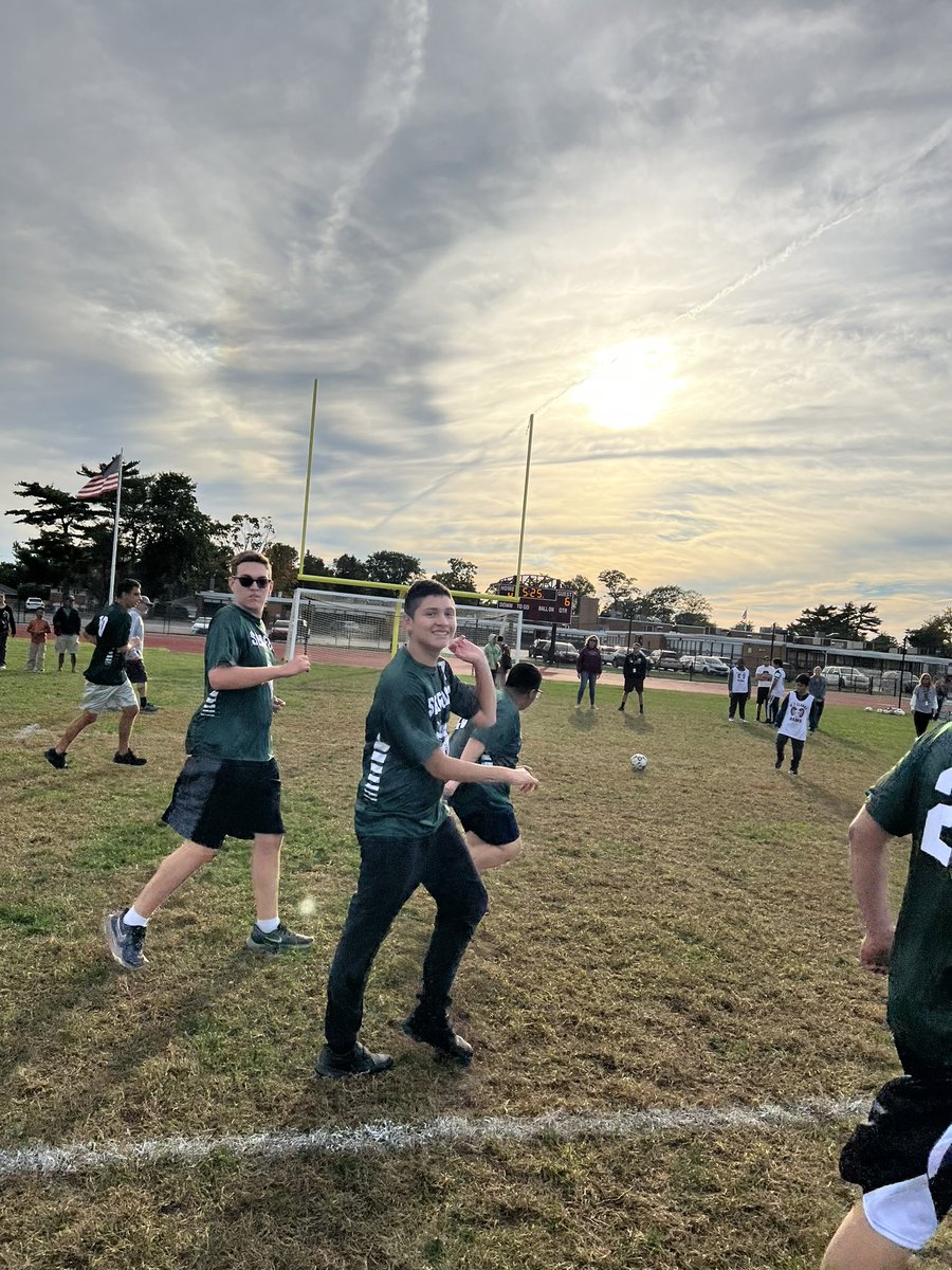 Steven Anusiak tweet media