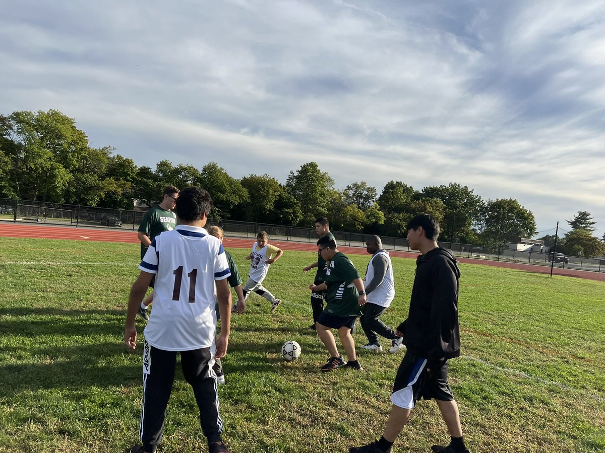 Steven Anusiak tweet media