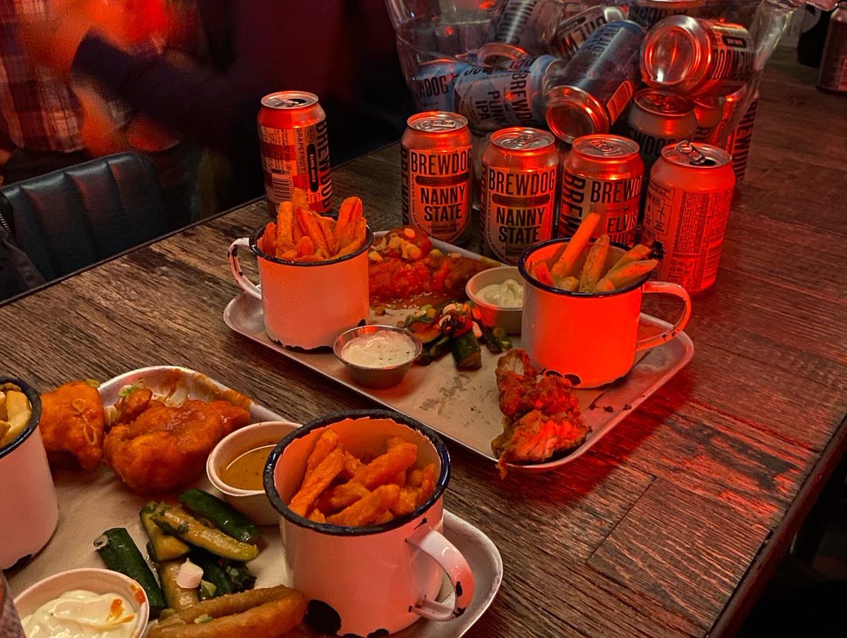 DjangoSocial's tweet photo. We had a great https://t.co/pOtuLiDLlL tonight at Brewdog.

Brilliant people. Good beers and a great conversation. 

Thanks everyone for coming. See you next time for the board games night. 

https://t.co/Qsg7W2RTS2

#DjangoSocial
#DjangoMeetup https://t.co/PvLoAZ0F9u