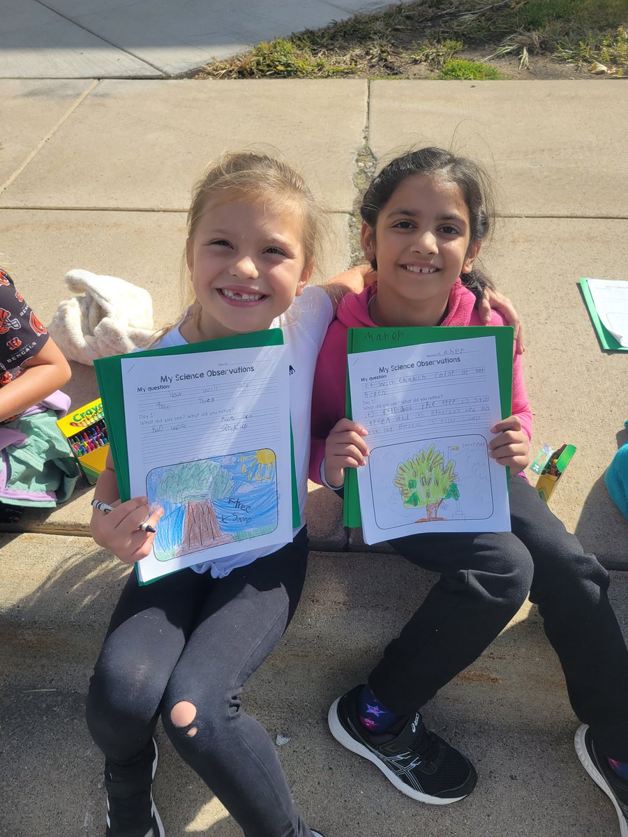 yostel's tweet photo. 2nd grade scientists begin our 5 week observation of a maple tree changing through fall. Their drawings &amp; notes were so detailed! https://t.co/fiwyTnT4UP