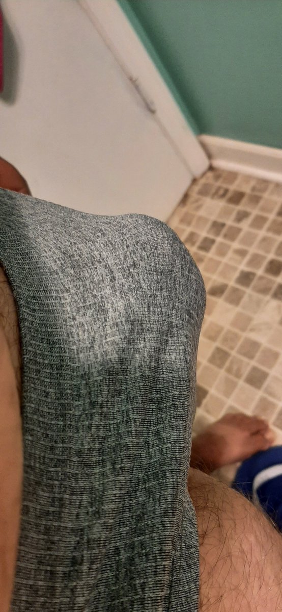 ckd4201987's tweet photo. Got some new panties. #pantybulge #meninpanties #cockinpanties #pantymenwearingpanties https://t.co/8191Tdawzc