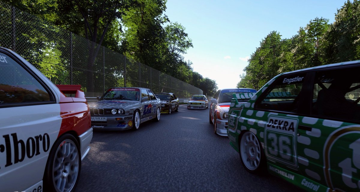 RichJFenner's tweet photo. @27racers DTM Crashic - I should have #drivenbetter all night but what a good looking grid #27racers #TSR #QualifyingShowPony https://t.co/rUVuwExrAG