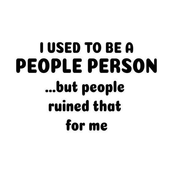 Re-bec-ca Les-ner Sch-lae-ger tweet media