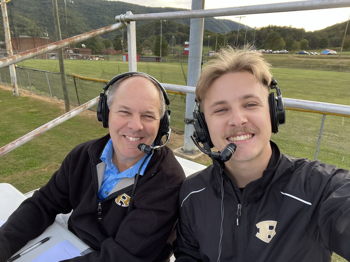 NickBrown33's tweet photo. RADFORD 🏈 GAMEDAY‼️

The birthday boy and I will be on the air at 6:30 for pregame and 7:00 kickoff!

- Radford is seeking their first 6-0 start since 2002!

- Landen Clark is 1 td and 242 pass yards away from the Radford passing season record!

(Oh yeah we’re outside) https://t.co/i1UCO8pmFh