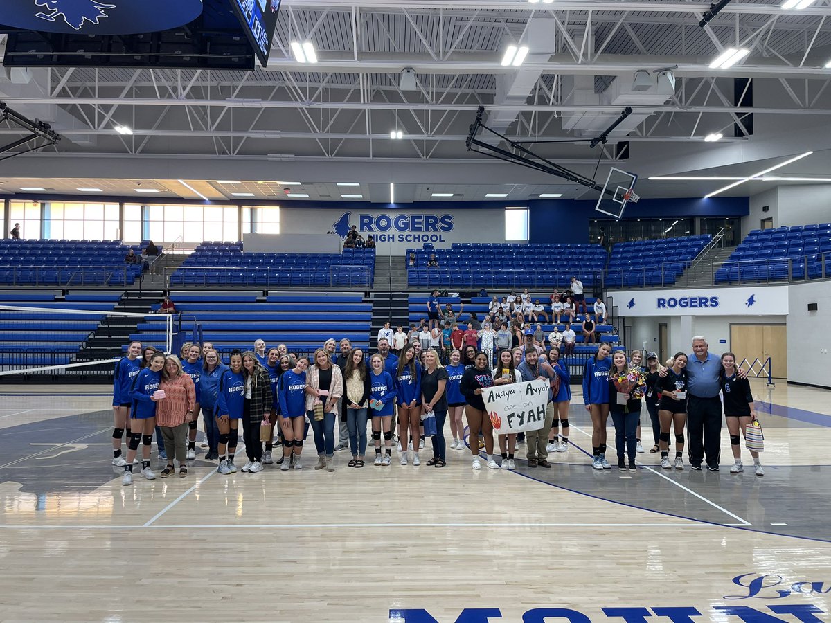 Mountie_VB's tweet photo. The Lady Mounties win in 3 against Springdale tonight. We loved celebrating the great teachers who came out to support us tonight! Loryn Elkins and Brooklynn Weaver led us with 11 kills each and Madison Rhea had 22 digs. 
#GoMounties https://t.co/XyYhDcIB39