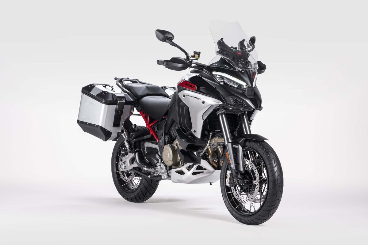 The #Ducati Multistrada V4 Rally debuts with a bigger fuel tank, longer suspension, and a bevy of clever electronics to make riding this beast easier. aspha.lt/3fsUmH6