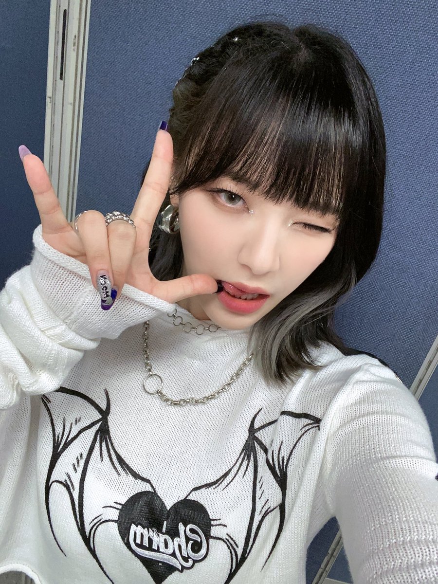 m1stworld's tweet photo. #𝔅am·𝕓am𖤛𝔅am! (`へ´*)ノ Todos pawtitas arriba, esto es un asalto directo de estos niños hacia nuestros corazones, así como todo el mundo, caí con heart eyes por el release de los #𝚃oxic·凍𝕥u𝕟e𝕤, que sin dudas voy a stremear on loop from now on.

𝚊dora(ble)'s world 🎀♡ https://t.co/7mkNLp9xa8