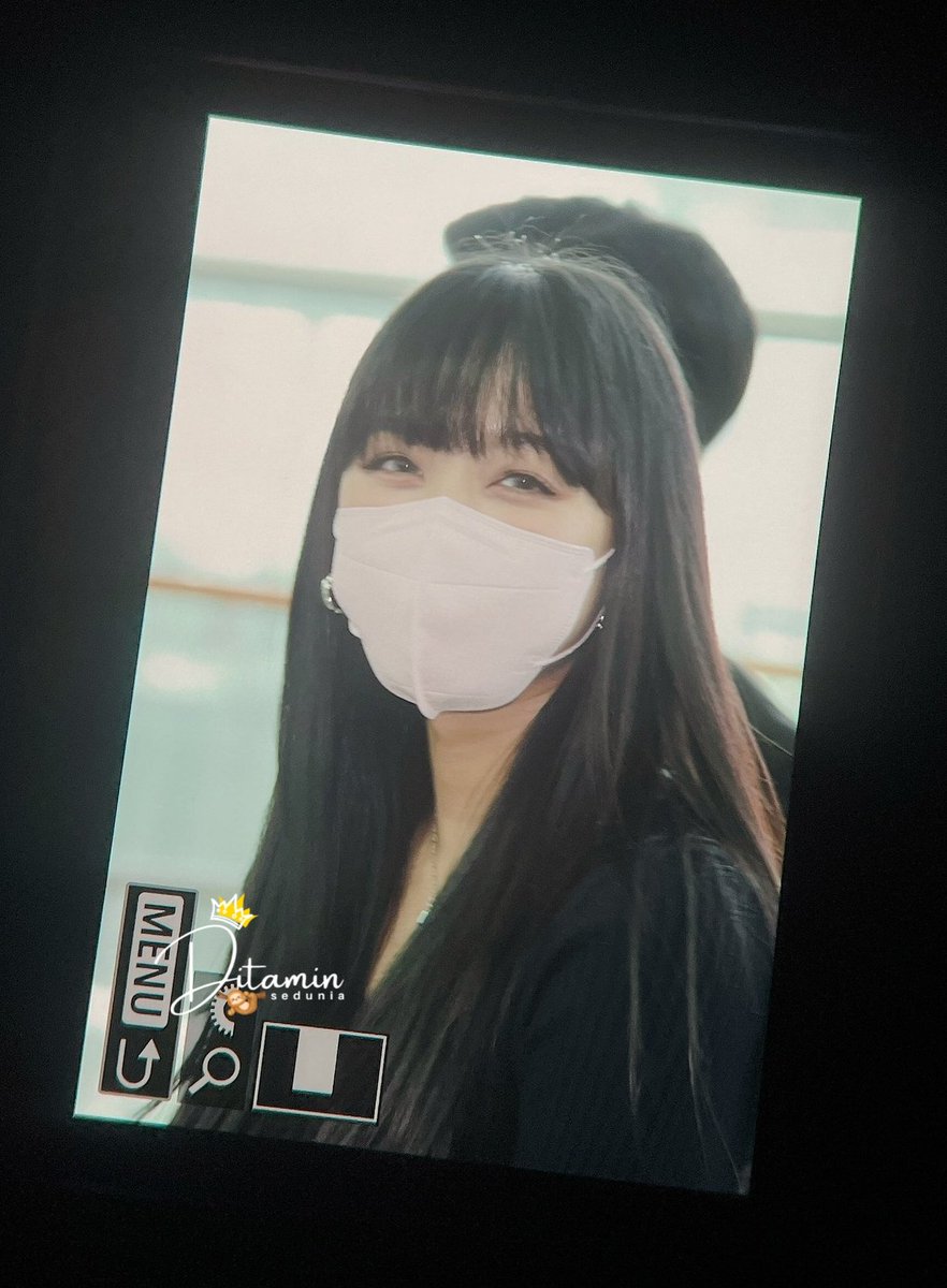 dtmsdna_'s tweet photo. [30/9/2022] Preview ICN departure to KCON Arab Saudi SECRET NUMBER

My Princess in black 🖤

#SECRET_NUMBER #DITA #시크릿넘버 #디타 @5ecretNumber https://t.co/4NJ9oaH2KY