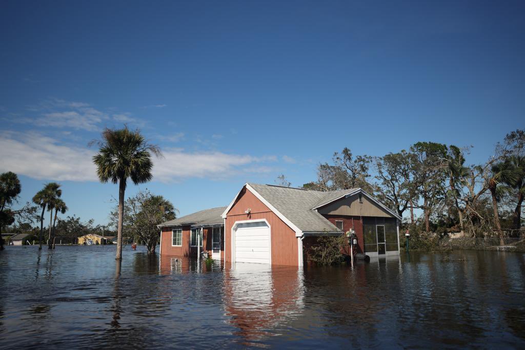WCKitchen's tweet photo. Today, WCK teams brought food to impacted communities while learning of needs. We came across some residents in North Port who were trying to evacuate due to the widespread flooding, so our team helped get them to dry land, leaving them with sandwiches &amp; water. #ChefsForFlorida https://t.co/SVOS1XH5Wb