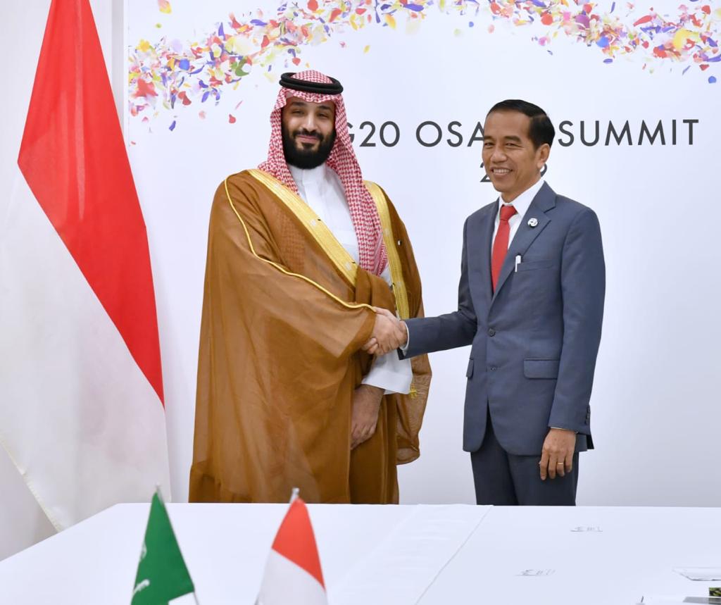 jokowi's tweet photo. My warmest congratulations to HRH Crown Prince Mohammed bin Salman, a close friend of Indonesia, on his appointment as Prime Minister of Saudi Arabia.

Looking forward to working closely together in advancing our bilateral ties, including in the economic sector https://t.co/G5ypZo0UkV