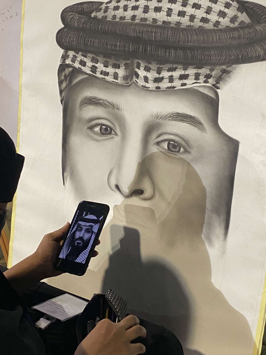 خبر | 

أقمنا معرضنا في مركز حلي و كان ضمن فقرات المعرض رسم live لبعض الفنانات 🎨