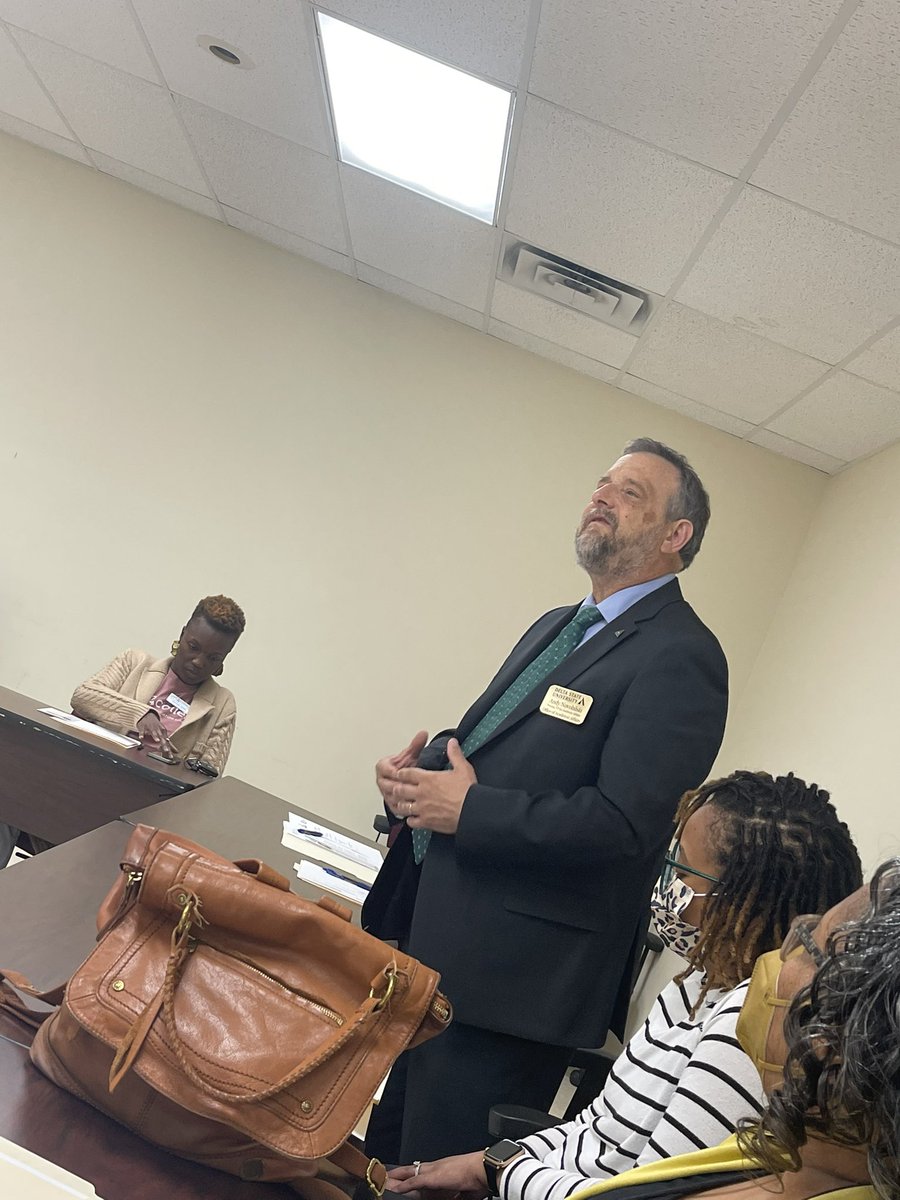 KierreRimmer1's tweet photo. The National GEAR UP Week celebration continued today as we celebrated all of our great partnerships
#WoodwardHines #Get2College #Tutorcom #GEARUPpartnerships #GUweek #GEARUPworks #AllMississippiDeltaGEARUPschooldisticts #DeltaStateUniversity #FoundationForTheMidSouth https://t.co/O22WDKxh9U
