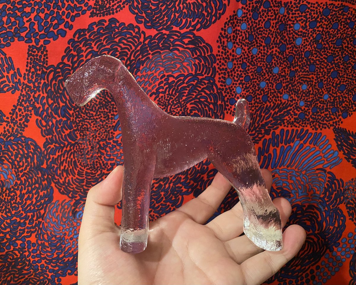 「先日購入したガラスの犬˚✧₊⁎U^ェ^U⁎⁺˳✧༚ 」|村上生太郎のイラスト