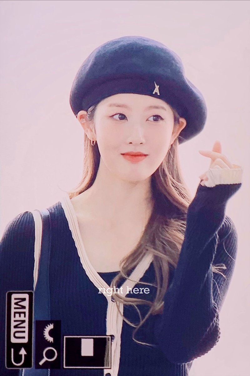 righthere_81's tweet photo. 220930 동글😊 #스테이씨 #STAYC #시은 #SIEUN https://t.co/XJeR1tx5AG