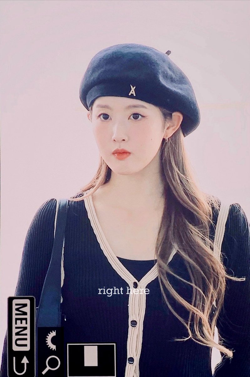 righthere_81's tweet photo. 220930 동글😊 #스테이씨 #STAYC #시은 #SIEUN https://t.co/XJeR1tx5AG