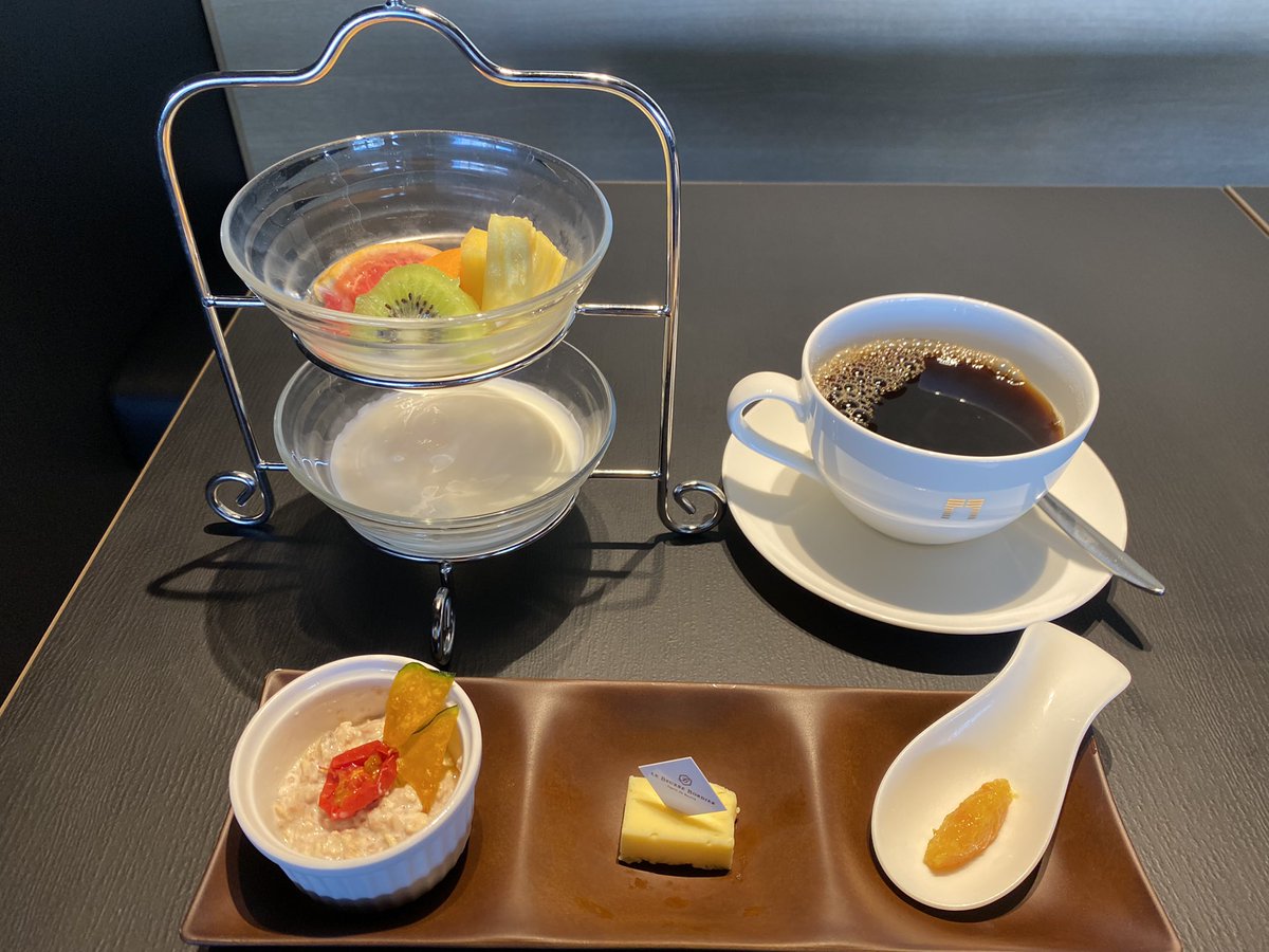 HideNakagawa's tweet photo. おはようございます！
朝ごはん食べて頑張りましょう😊
#thegatehotel https://t.co/ydrI1l163w