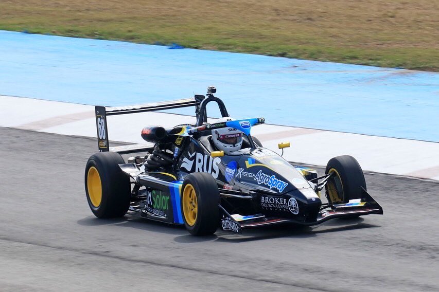 Rus Med Team (@rusmedteam) on Twitter photo Trabajo de menos a más para <a href="/Nachomonti3/">Nachomonti</a> que bajó sus tiempos en cada salida para terminar P10 en el segundo entrenamiento 🏁.
Mañana dos ensayos más sumándose el puntero del certamen <a href="/jguiffrey6/">Juan Guiffrey</a>, y luego la clasificación para la final del sábado 🔜. Trabajo de menos a más para <a href="/Nachomonti3/">Nachomonti</a> que bajó sus tiempos en cada salida para terminar P10 en el segundo entrenamiento 🏁.
Mañana dos ensayos más sumándose el puntero del certamen <a href="/jguiffrey6/">Juan Guiffrey</a>, y luego la clasificación para la final del sábado 🔜.