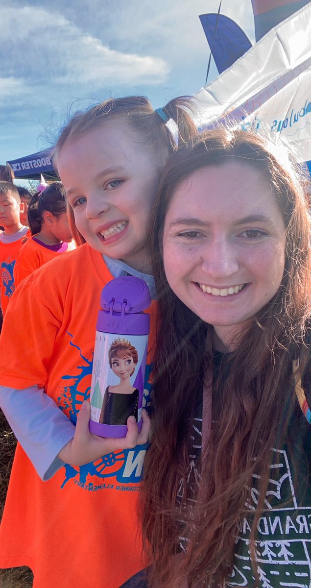 miss_luzier's tweet photo. happy fun run!! the kids all had SUCH a blast today! https://t.co/bGtLAXkEv3
