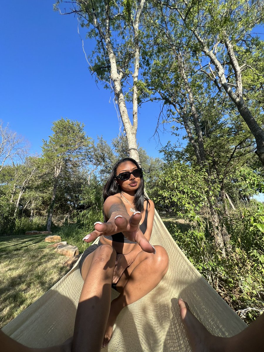 collyalexis_'s tweet photo. weekend dump <3 https://t.co/XgEIrEHjuG