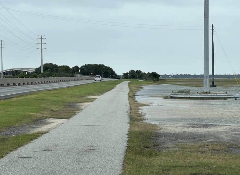 citybwkga's tweet photo. Here are some recent photographs of a few areas that have been impacted by high tides, higher water levels, and flooding. Remember that the non-emergency phone number to call for downed trees, power lines, and other non-life-threatening issues is 912-554-7111 https://t.co/eqZqoCqRgQ
