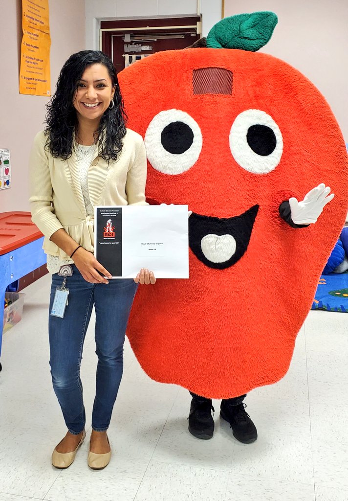 mindy_esquivel's tweet photo. So excited to be a recipient of the New Teacher Grant! My first apple!!🍎Yay!!!
Thank you @nisdnef 🤗
@NISDRabaES #ecsesc https://t.co/uEtOSOKPVR