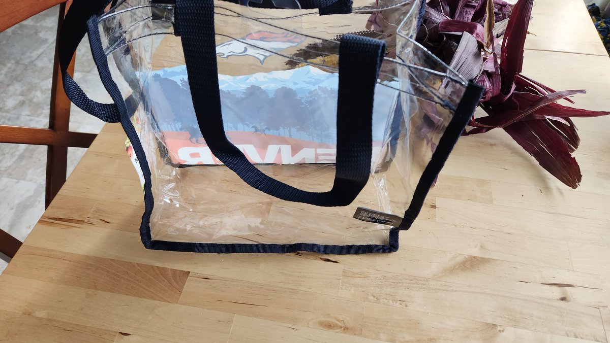 smares1's tweet photo. @EmpowerField do these mostly clear bags sold at King Soopers meet the clear bag policy for Broncos games? https://t.co/I2OOuTCsUL