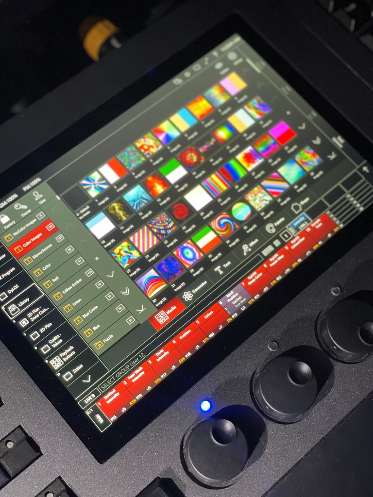 ControlObsidian's tweet image. #Dylos is a robust, built-in pixel mapping component to the #ONYX platform. From the minute you open your new console you have access to an entire library of factory content.

#obsidiancontrolsystems
